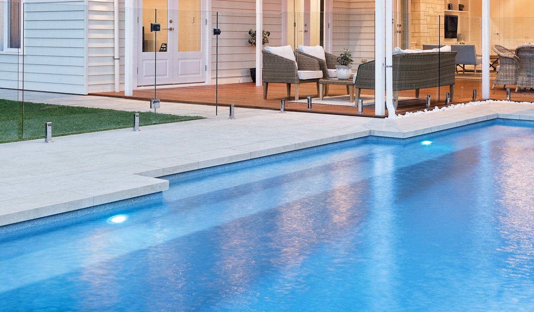 porcelain, pool coping, porcelain coping, safety, pool surround, outddor, tiles